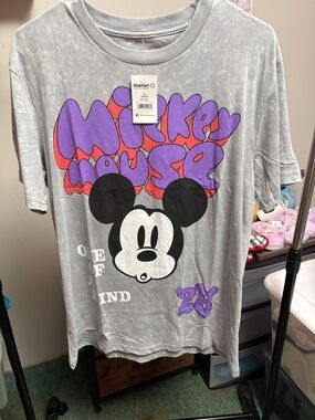 Disney Mickey Mouse Gray Graphic Tee